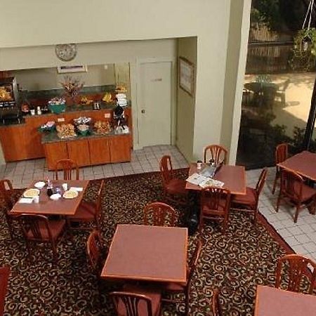 Huntsville Hotel & Suites Nhà hàng bức ảnh